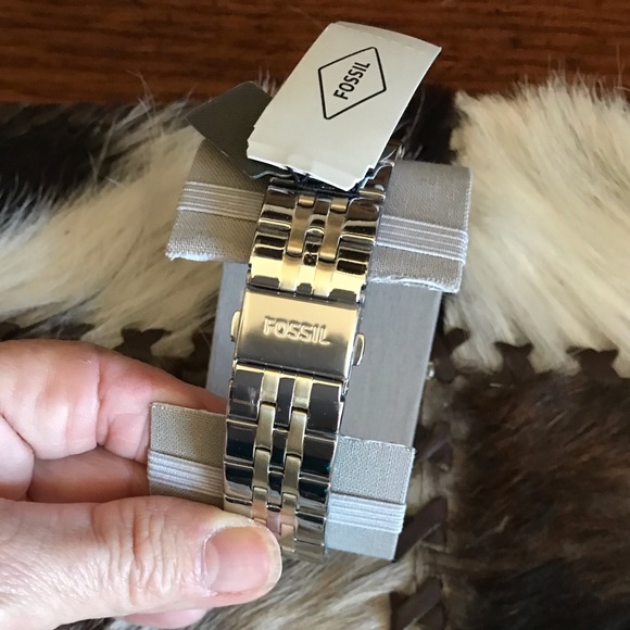 NWT MENS FOSSIL ALL STAINLESS WATCH - Picture 2 of 7